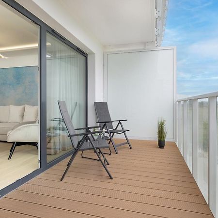 Polanki Aqua Apartment With Parking By Renters Prestige Kolobrzeg Ngoại thất bức ảnh