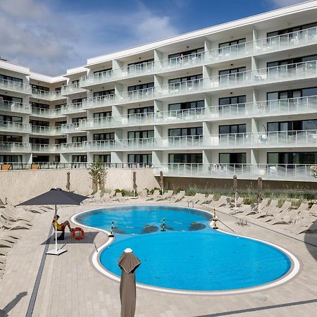 Polanki Aqua Apartment With Parking By Renters Prestige Kolobrzeg Ngoại thất bức ảnh