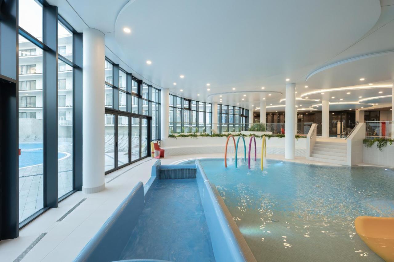 Polanki Aqua Apartment With Parking By Renters Prestige Kolobrzeg Ngoại thất bức ảnh