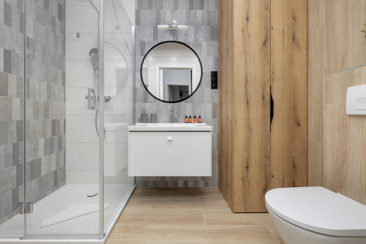 Polanki Aqua Apartment With Parking By Renters Prestige Kolobrzeg Ngoại thất bức ảnh