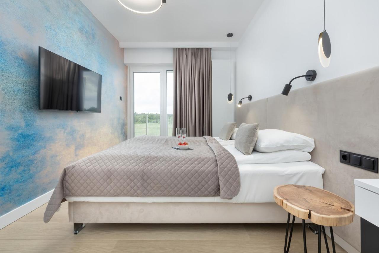 Polanki Aqua Apartment With Parking By Renters Prestige Kolobrzeg Ngoại thất bức ảnh