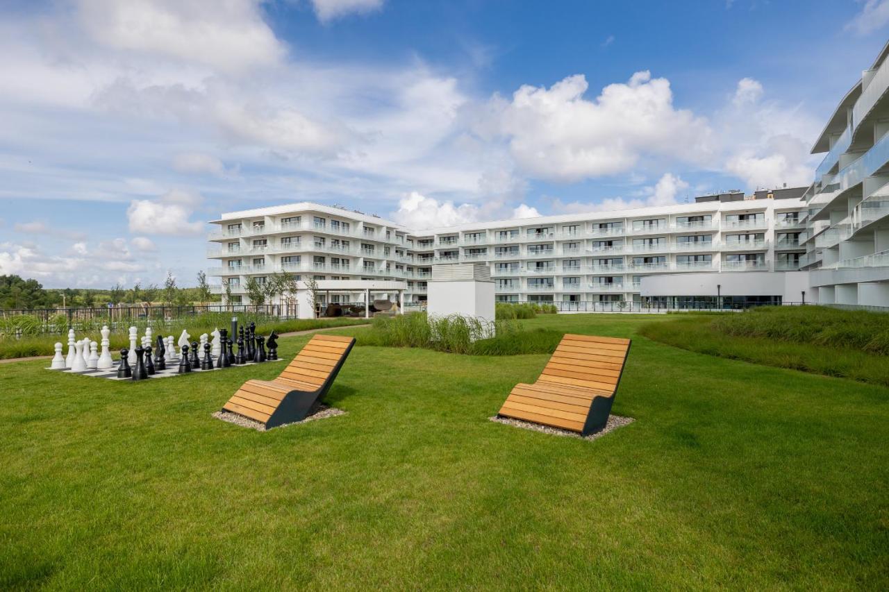 Polanki Aqua Apartment With Parking By Renters Prestige Kolobrzeg Ngoại thất bức ảnh